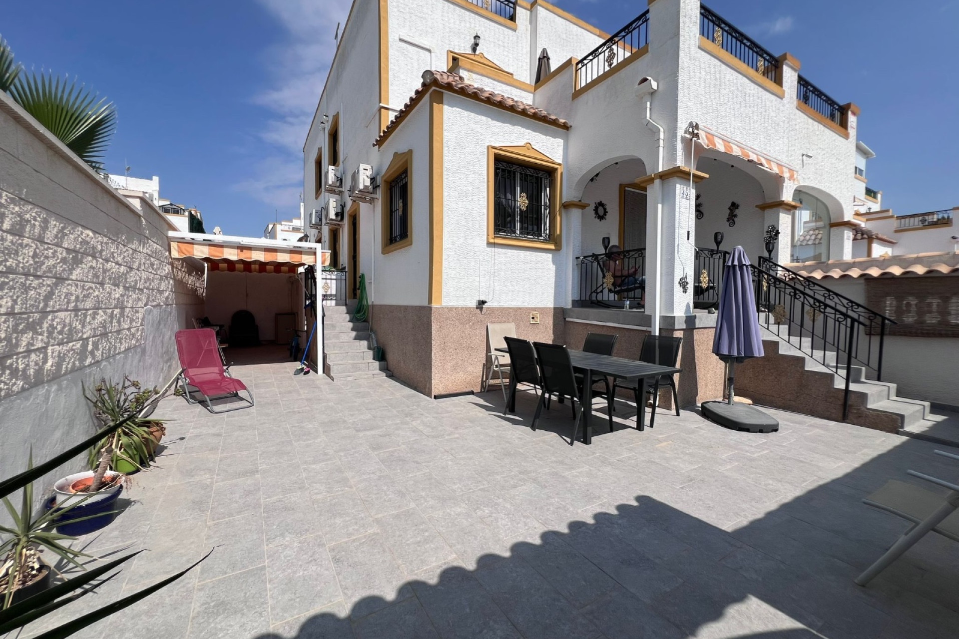 Reventa - Casa de Pueblo - Orihuela - Entre Naranjos