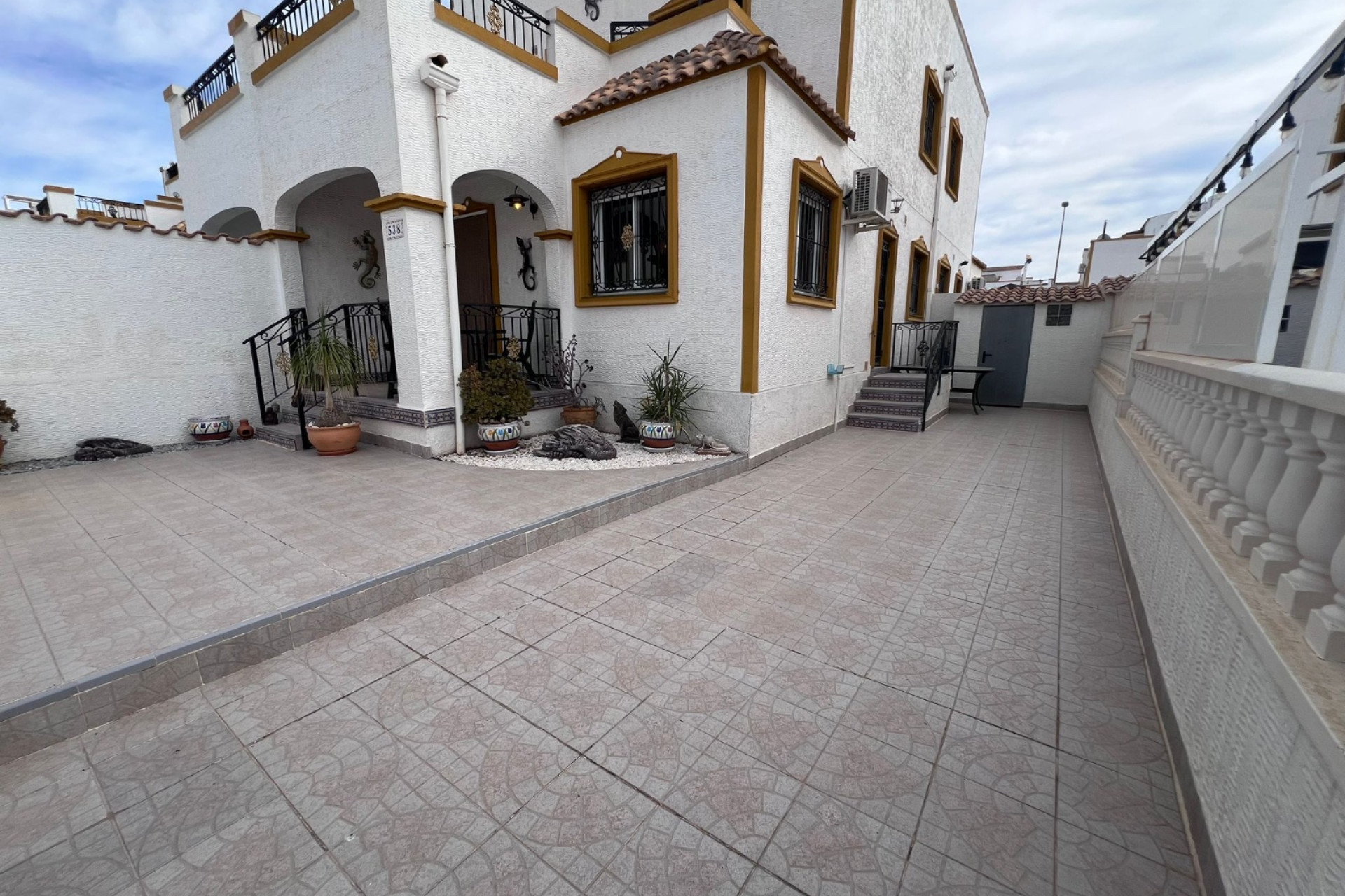 Reventa - Casa de Pueblo - Orihuela - Entre Naranjos