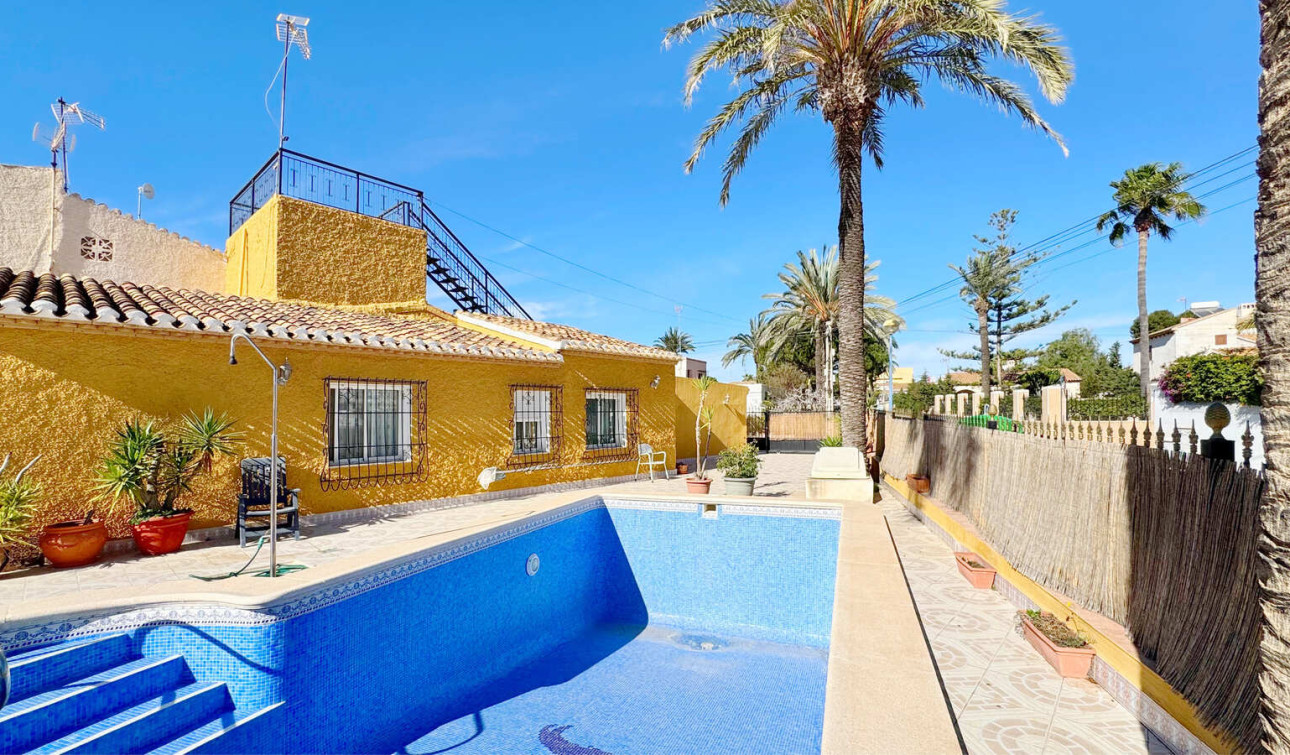 Reventa - Casa de Pueblo - Orihuela - Orihuela Costa