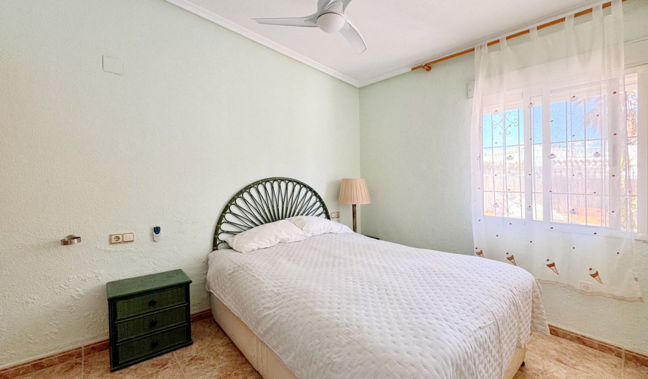 Reventa - Casa de Pueblo - Orihuela - Orihuela Costa