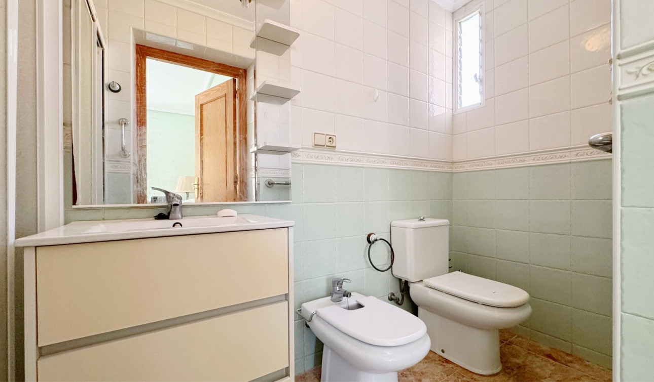 Reventa - Casa de Pueblo - Orihuela - Orihuela Costa