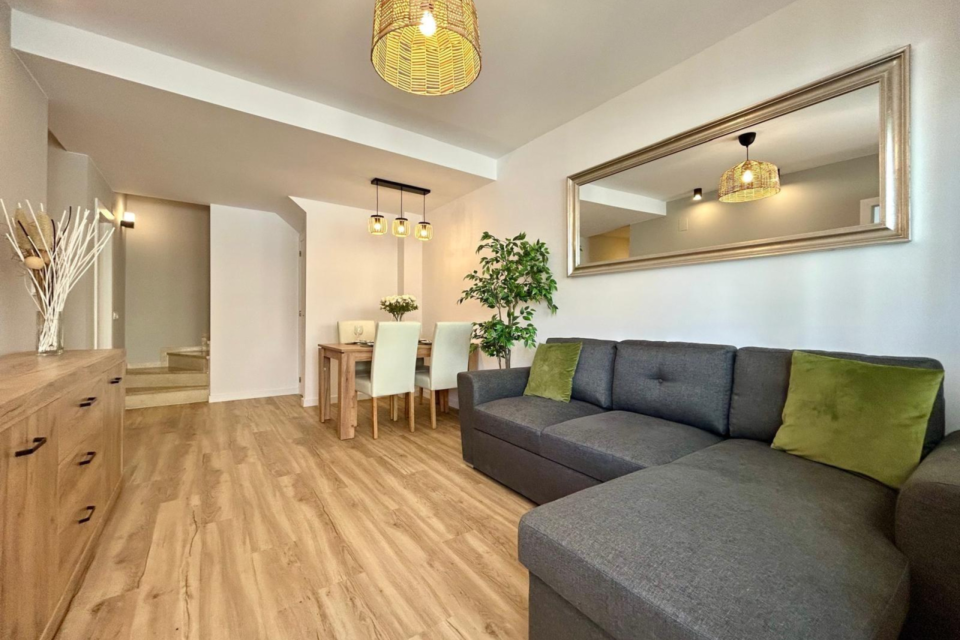 Reventa - Casa de Pueblo - Orihuela - Urbanización Perla del Mar