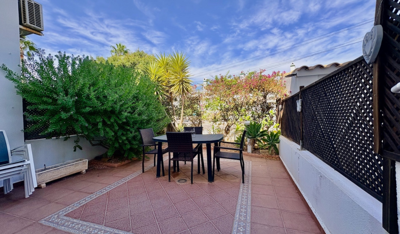 Reventa - Casa de Pueblo - Orihuela - Villamartin