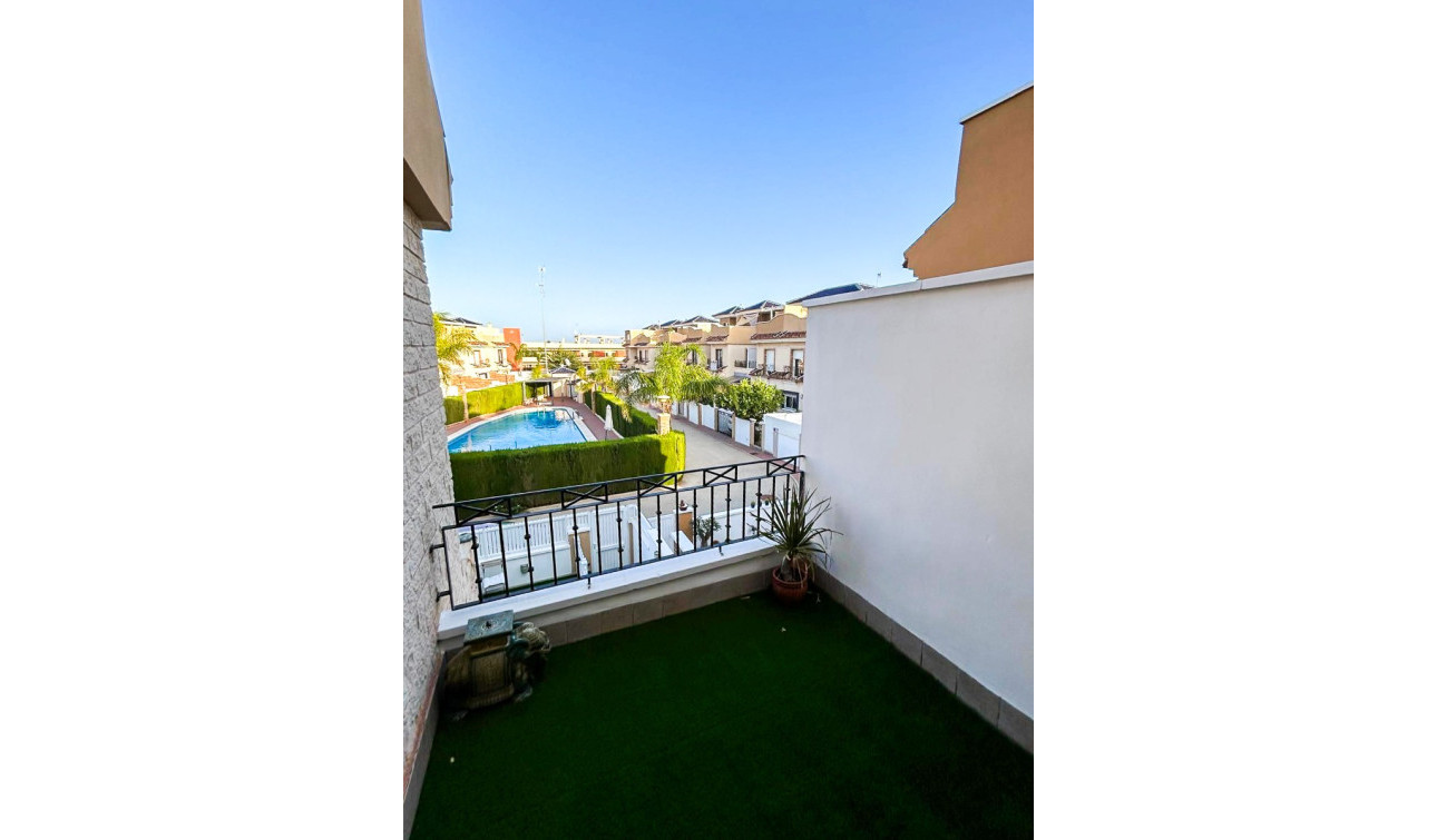 Reventa - Casa de Pueblo - Pilar de la Horadada - Torre De La Horadada