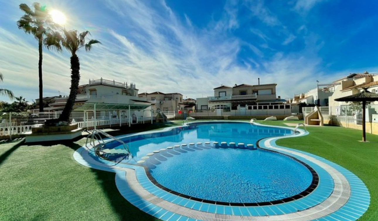 Reventa - Casa de Pueblo - Playa Flamenca