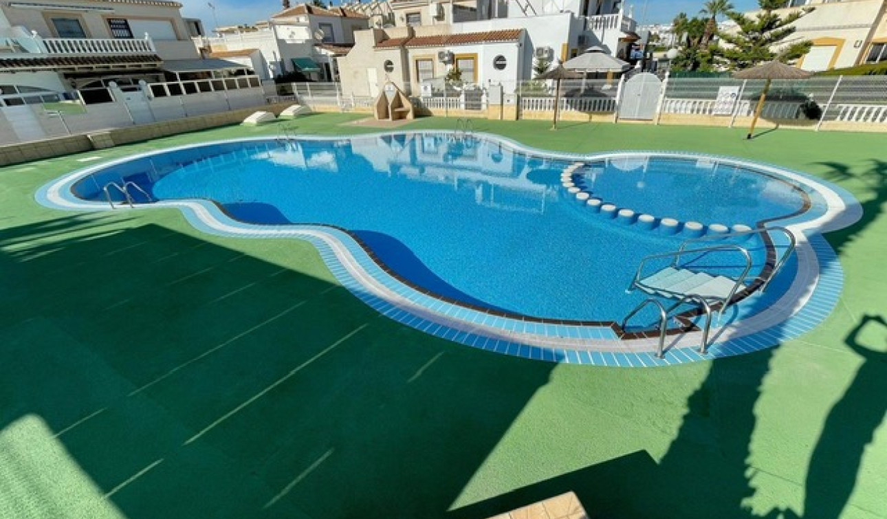 Reventa - Casa de Pueblo - Playa Flamenca