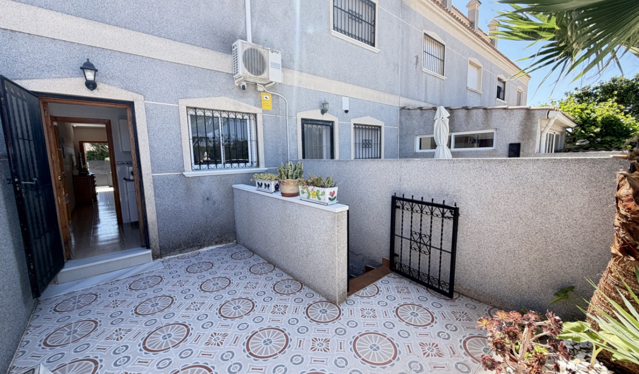 Reventa - Casa de Pueblo - Playa Flamenca