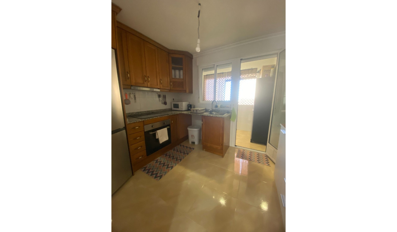 Reventa - Casa de Pueblo - San Miguel de Salinas