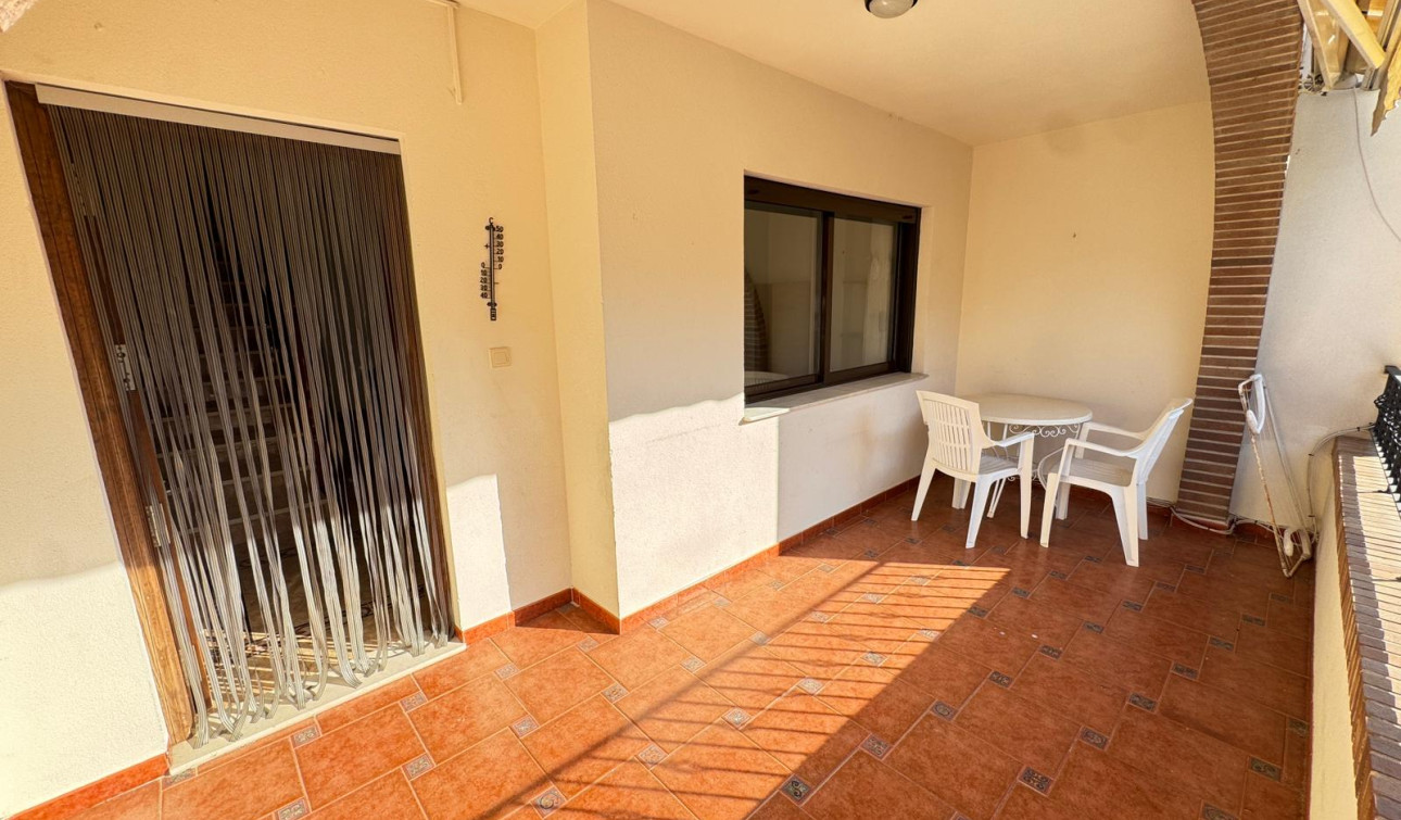 Reventa - Casa de Pueblo - San Miguel de Salinas