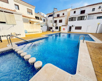 Reventa - Casa de Pueblo - San Miguel de Salinas