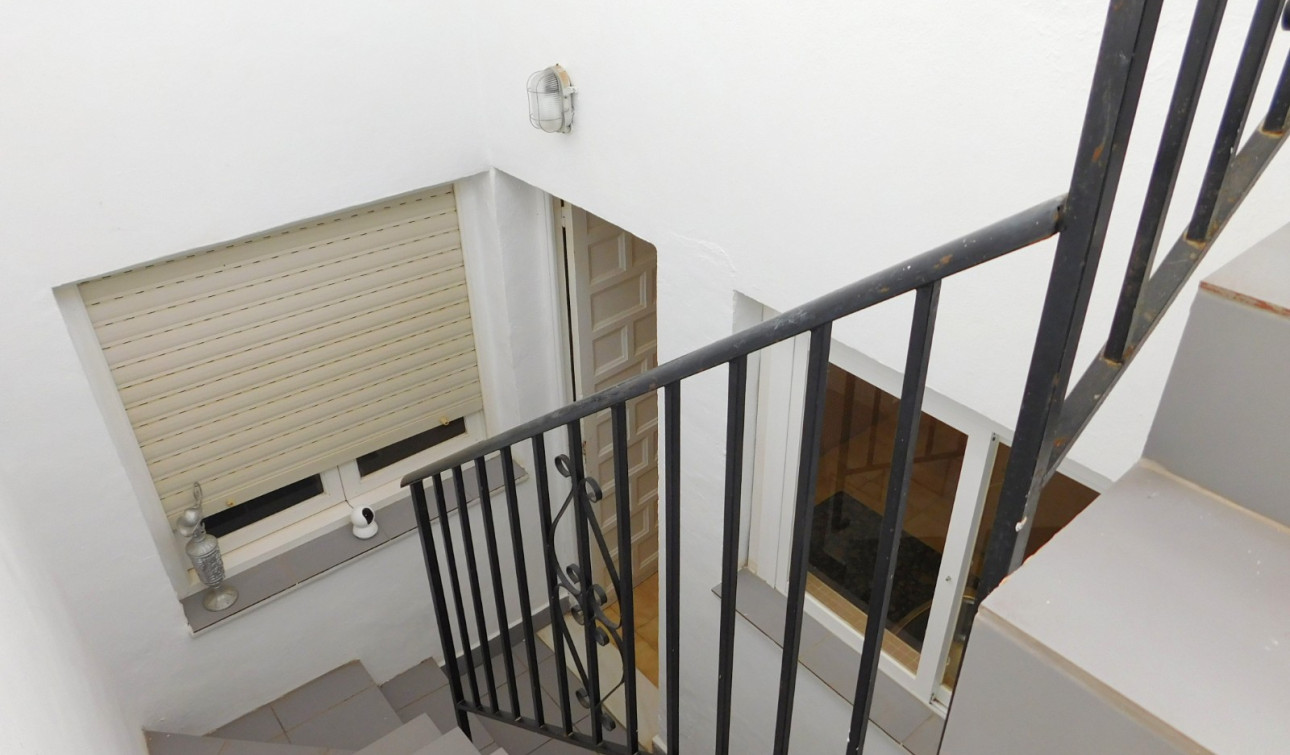 Reventa - Casa de Pueblo - San Miguel de Salinas