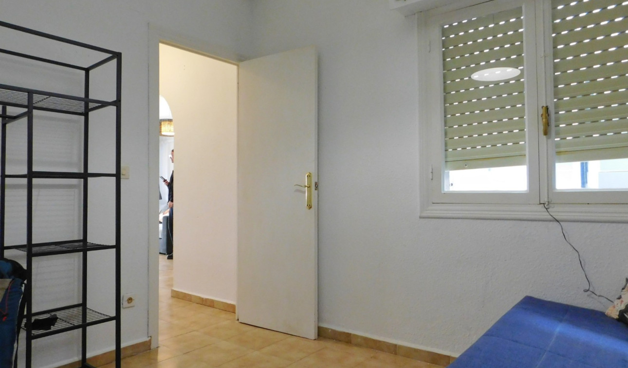 Reventa - Casa de Pueblo - San Miguel de Salinas