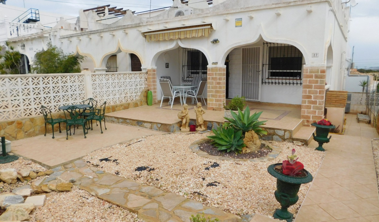 Reventa - Casa de Pueblo - San Miguel de Salinas