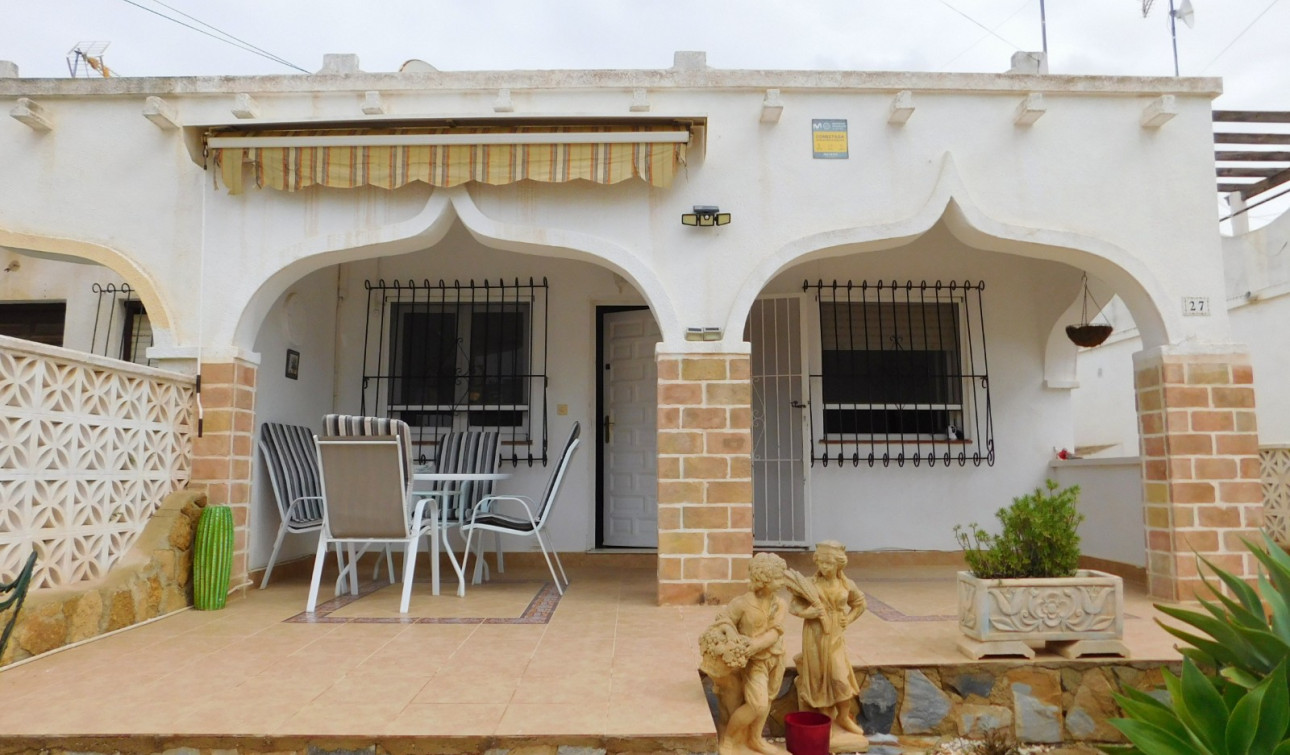 Reventa - Casa de Pueblo - San Miguel de Salinas