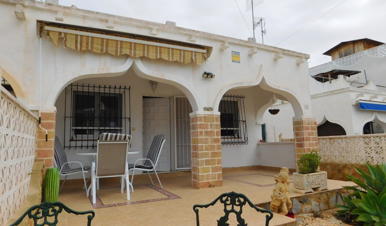 Reventa - Casa de Pueblo - San Miguel de Salinas