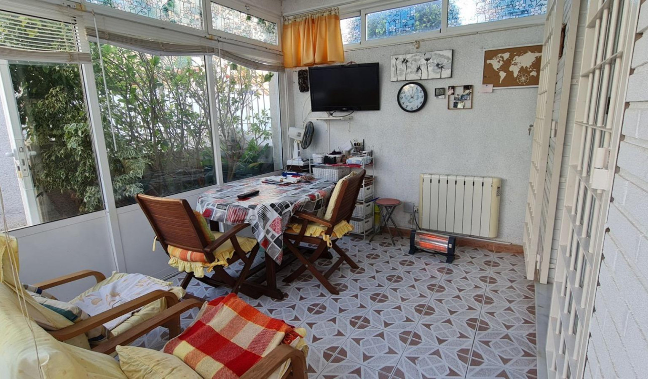 Reventa - Casa de Pueblo - Torrevieja - Aguas Nuevas