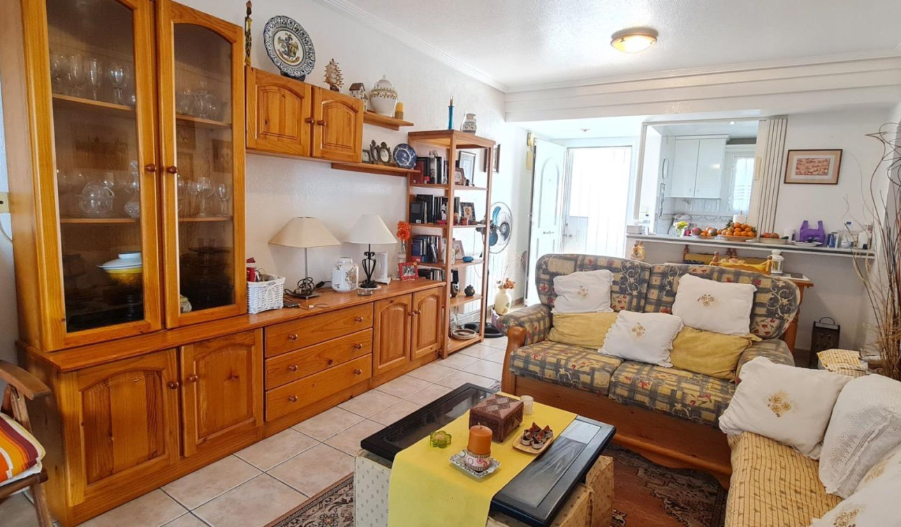 Reventa - Casa de Pueblo - Torrevieja - Aguas Nuevas
