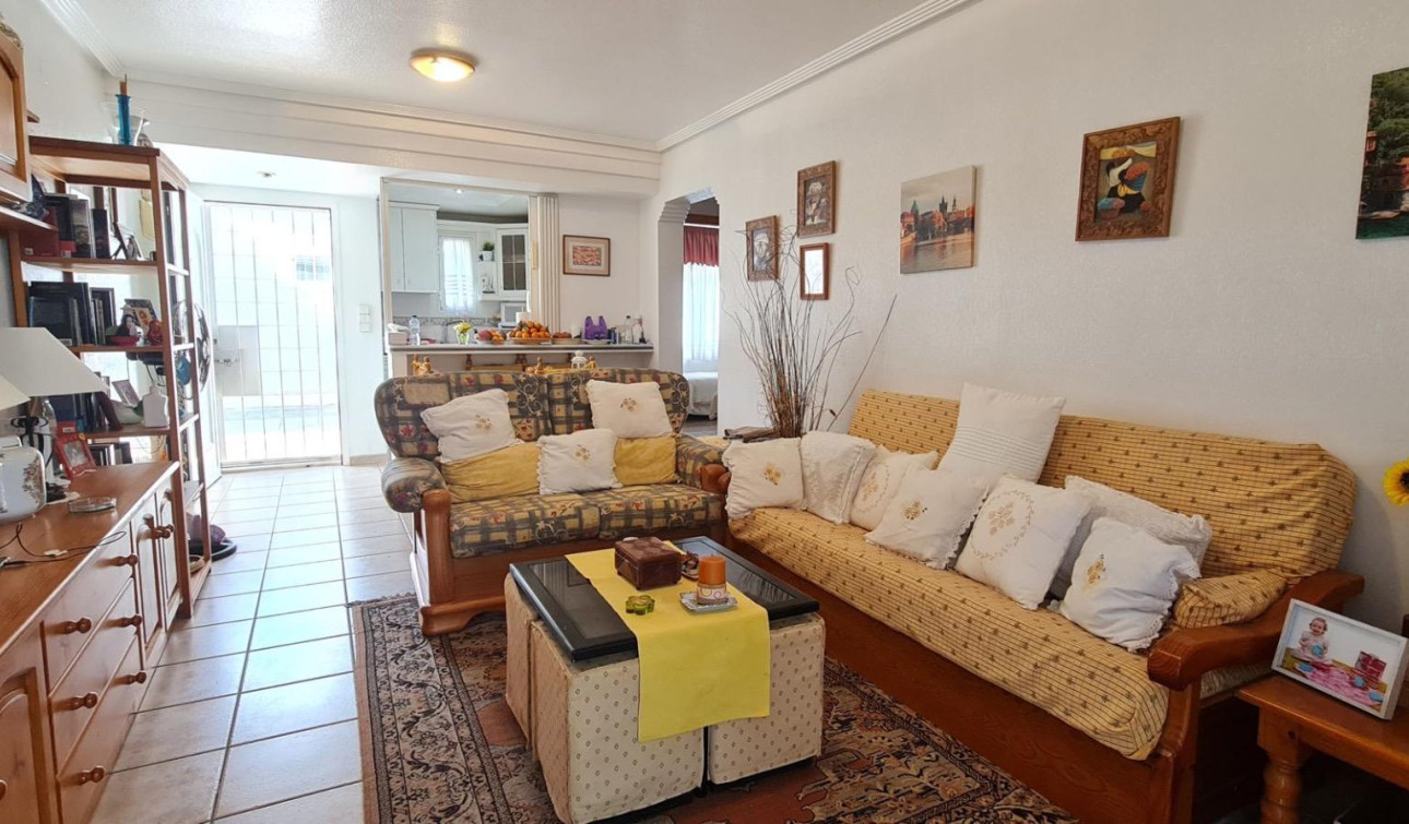 Reventa - Casa de Pueblo - Torrevieja - Aguas Nuevas