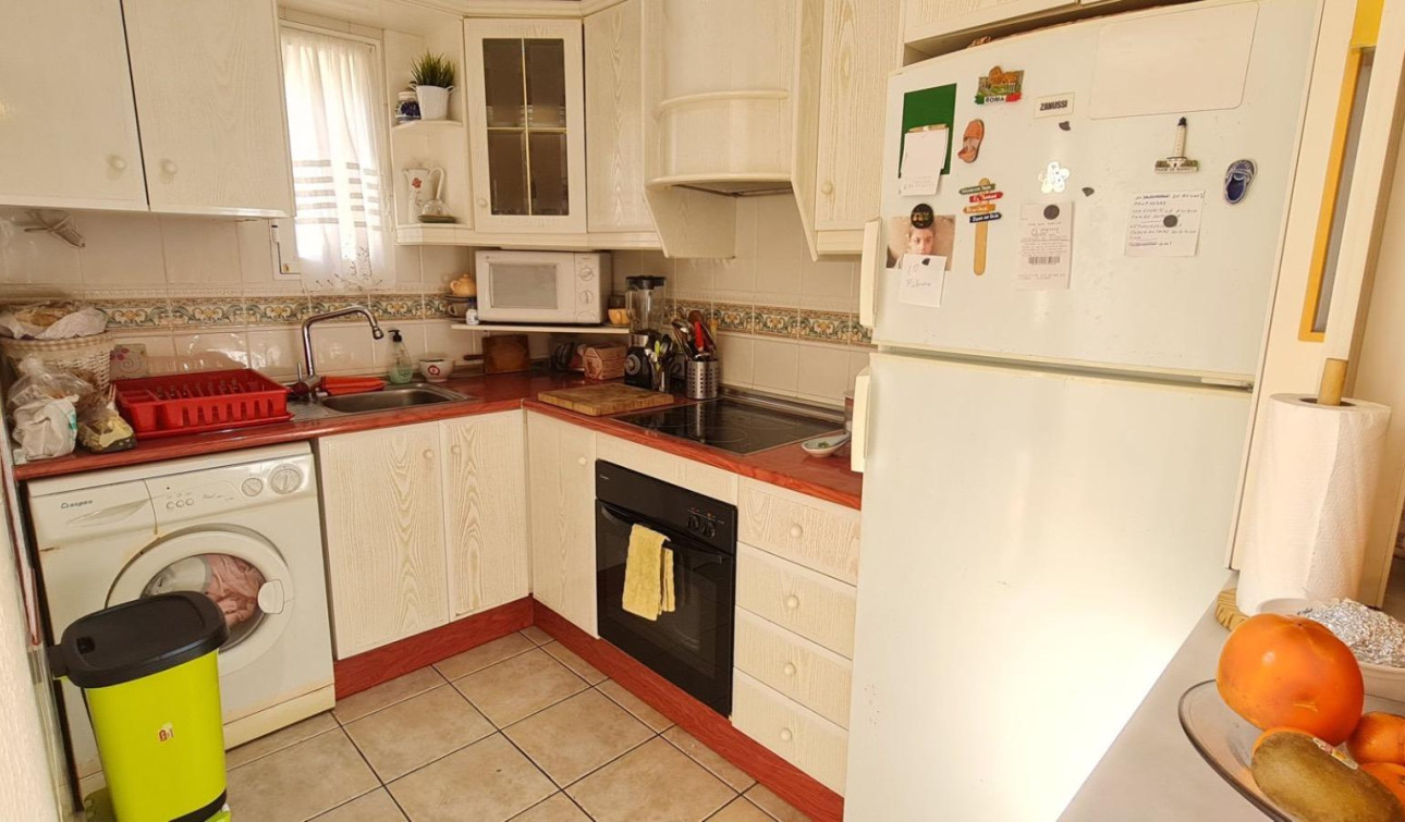 Reventa - Casa de Pueblo - Torrevieja - Aguas Nuevas