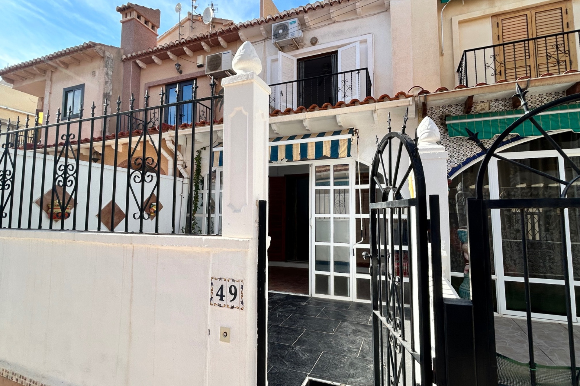 Reventa - Casa de Pueblo - Torrevieja - El Chaparral