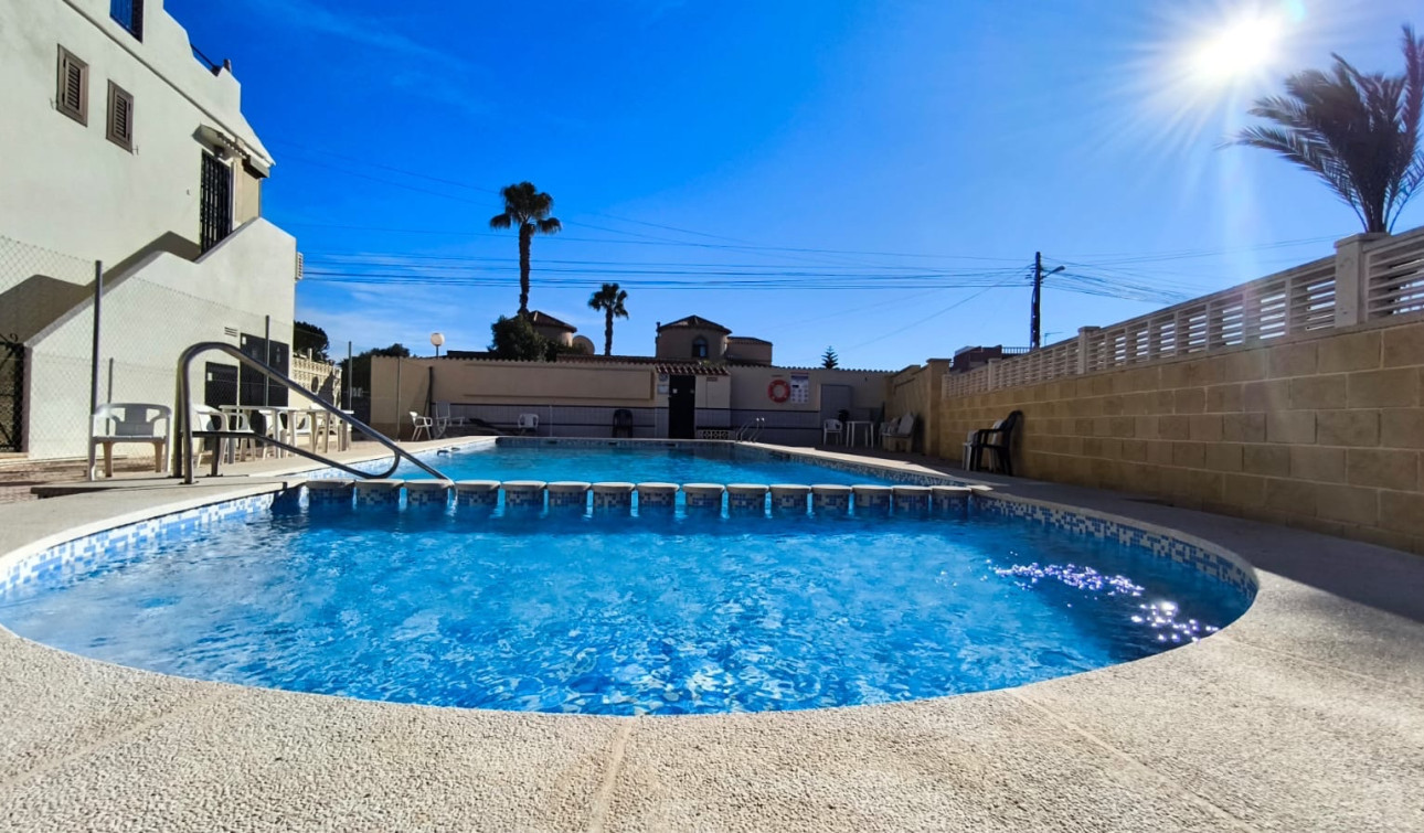 Reventa - Casa de Pueblo - Torrevieja - El Chaparral