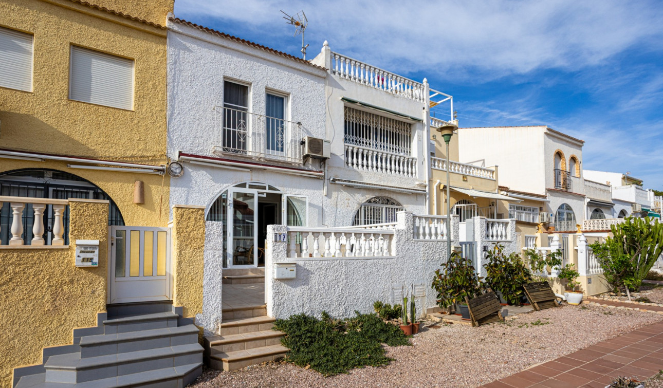 Reventa - Casa de Pueblo - Torrevieja - La Siesta