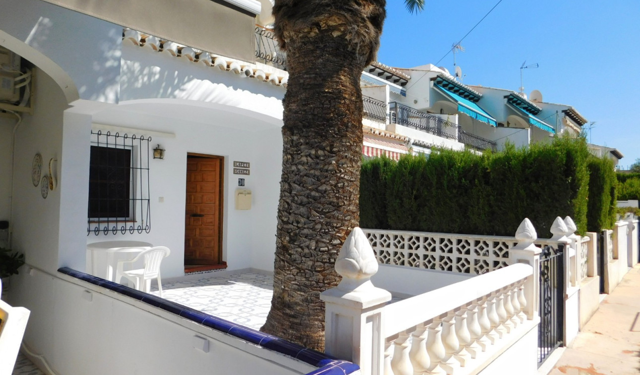 Reventa - Casa de Pueblo - Torrevieja - Lago Jardin