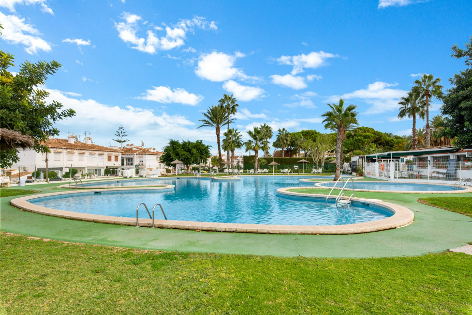 Reventa - Casa de Pueblo - Torrevieja - Lago Jardin