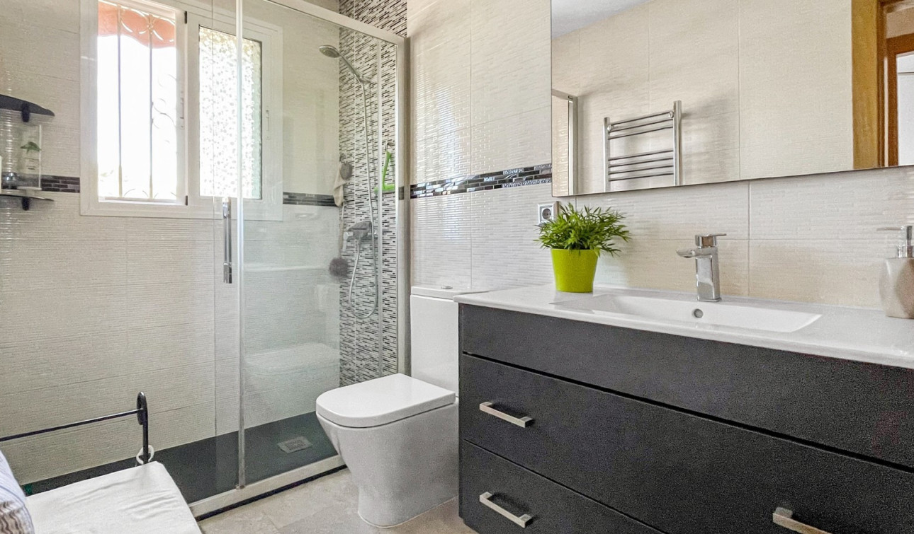 Reventa - Casa de Pueblo - Torrevieja - Los Balcones - Los Altos del Edén