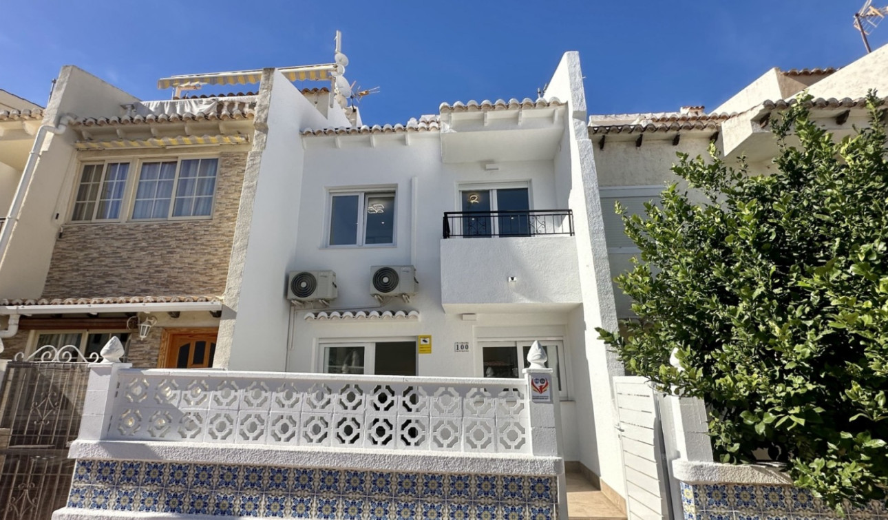 Reventa - Casa de Pueblo - Torrevieja - Los Balcones - Los Altos del Edén