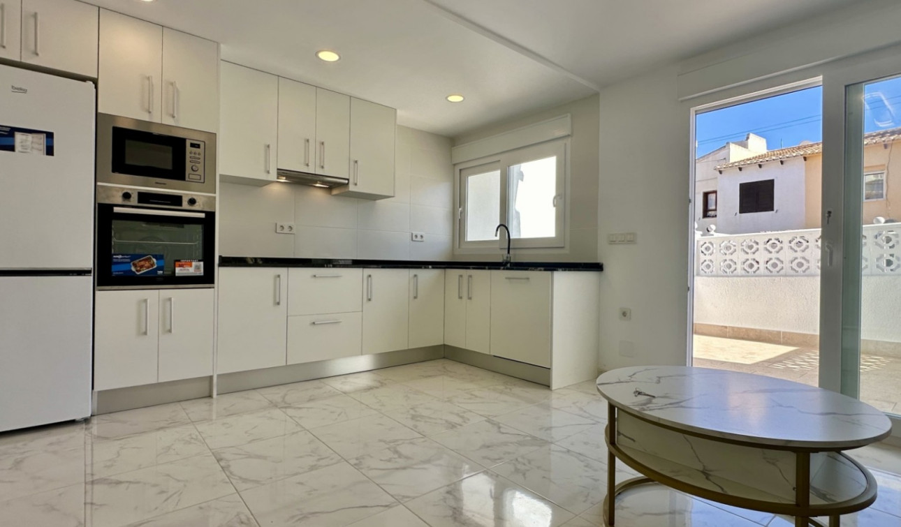 Reventa - Casa de Pueblo - Torrevieja - Los Balcones - Los Altos del Edén