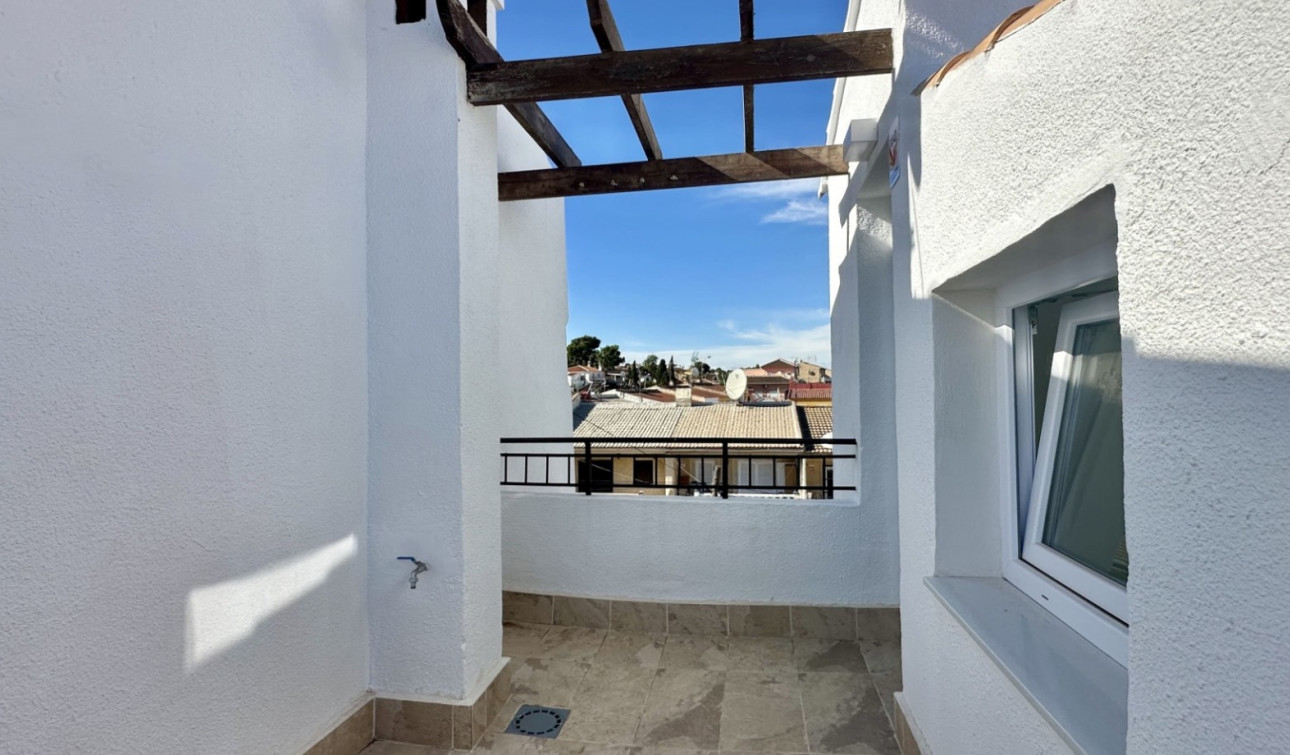 Reventa - Casa de Pueblo - Torrevieja - Los Balcones - Los Altos del Edén