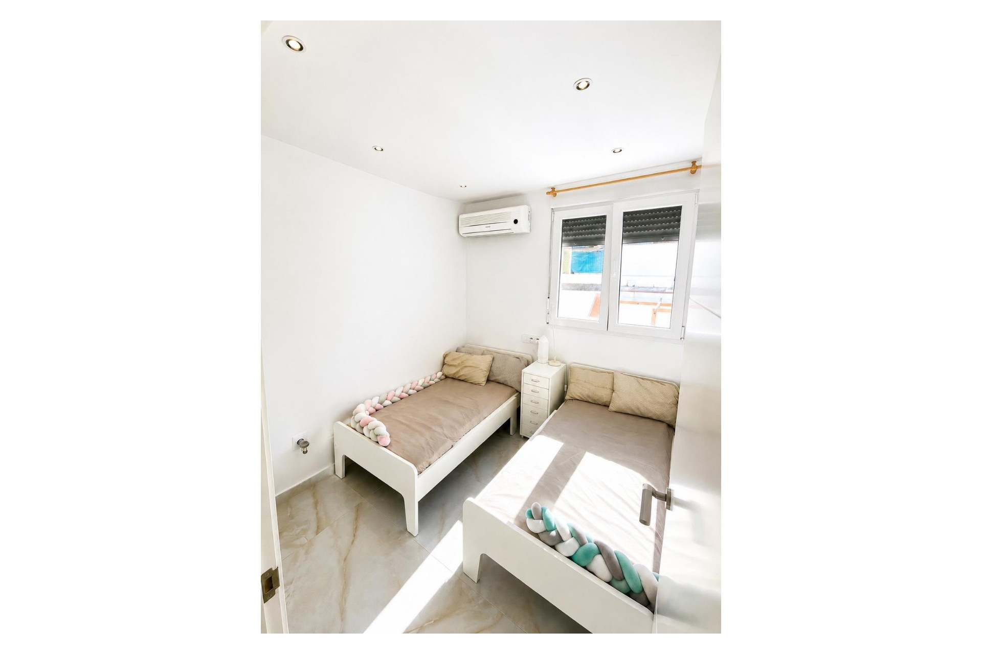 Reventa - Casa de Pueblo - Torrevieja - Los Balcones