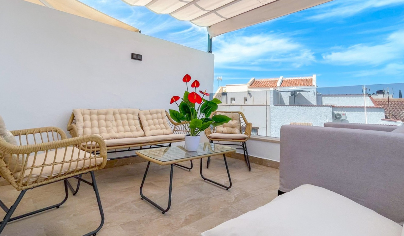 Reventa - Casa de Pueblo - Torrevieja - Nueva Torrevieja - Aguas Nuevas
