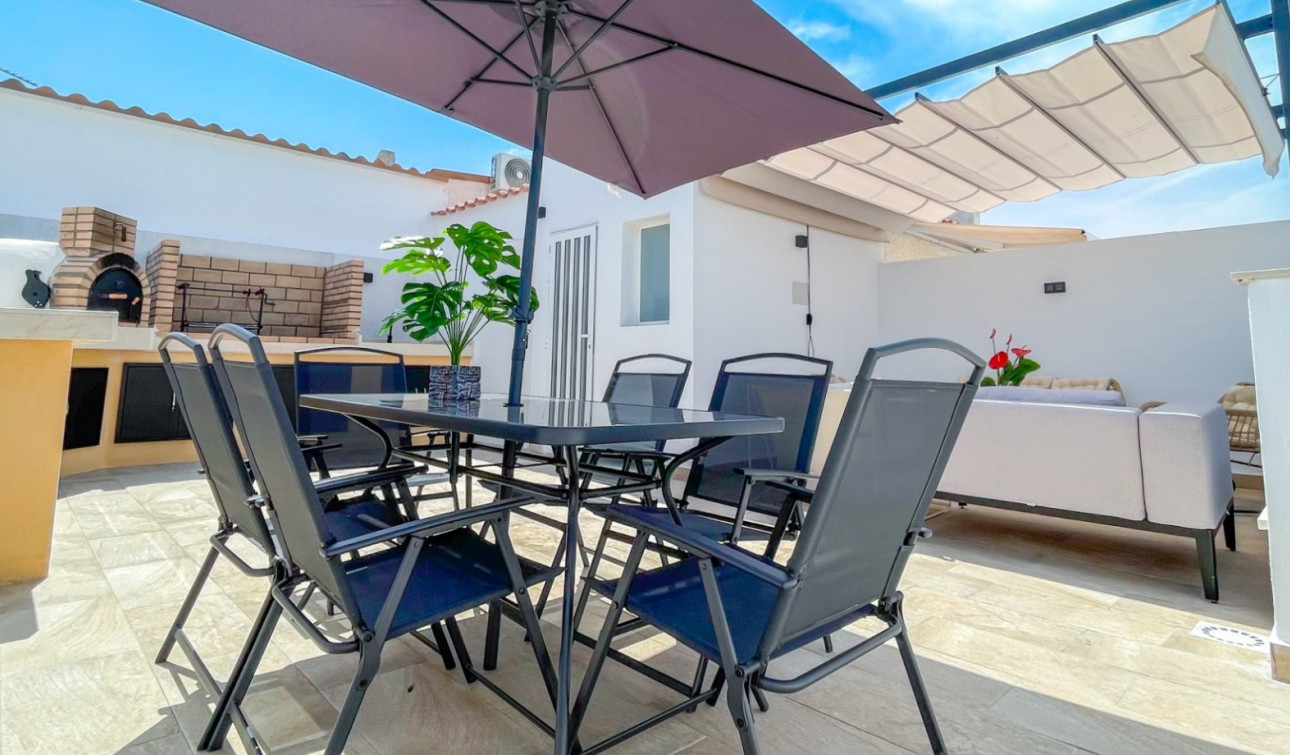 Reventa - Casa de Pueblo - Torrevieja - Nueva Torrevieja - Aguas Nuevas