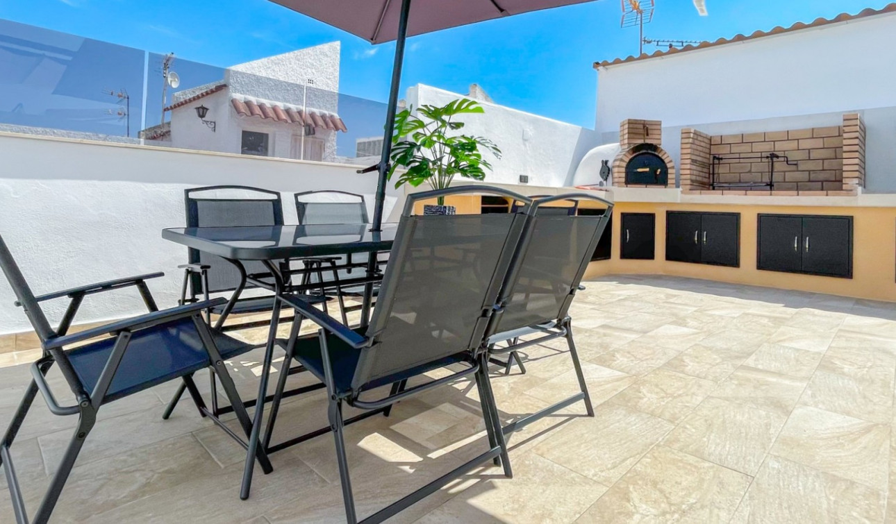 Reventa - Casa de Pueblo - Torrevieja - Nueva Torrevieja - Aguas Nuevas