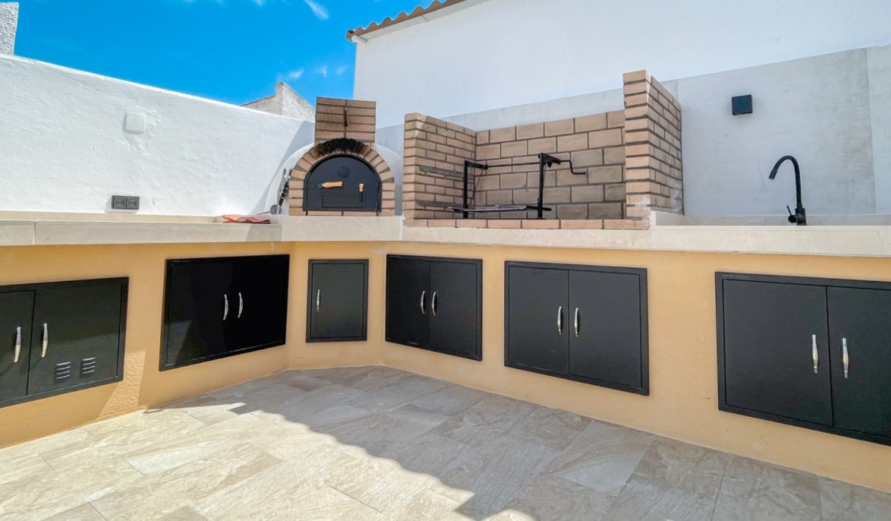 Reventa - Casa de Pueblo - Torrevieja - Nueva Torrevieja - Aguas Nuevas