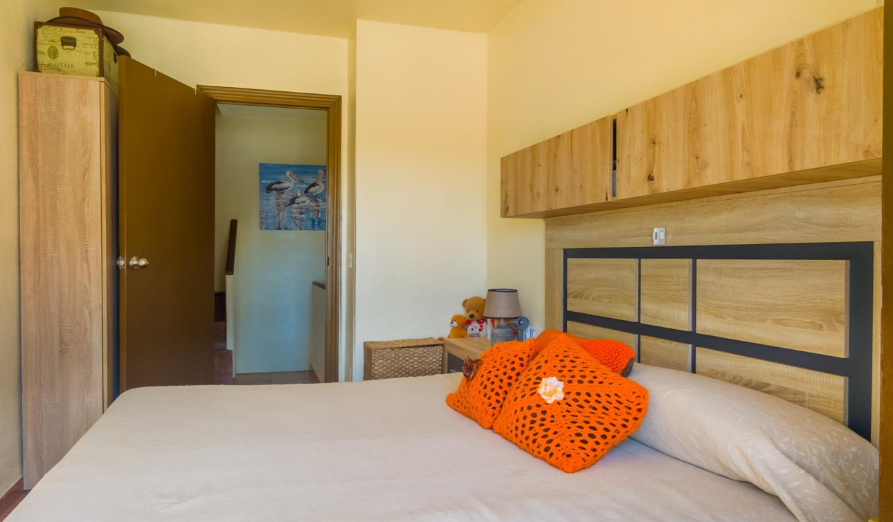 Reventa - Casa de Pueblo - Torrevieja - Nueva Torrevieja