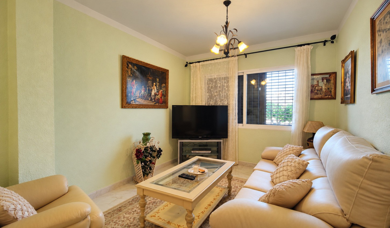 Reventa - Casa de Pueblo - Torrevieja - Nueva Torrevieja
