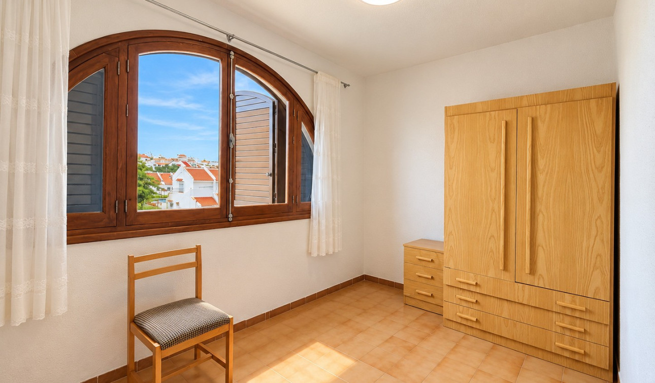 Reventa - Casa de Pueblo - Torrevieja - Nueva Torrevieja