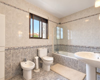 Reventa - Casa de Pueblo - Torrevieja - Nueva Torrevieja