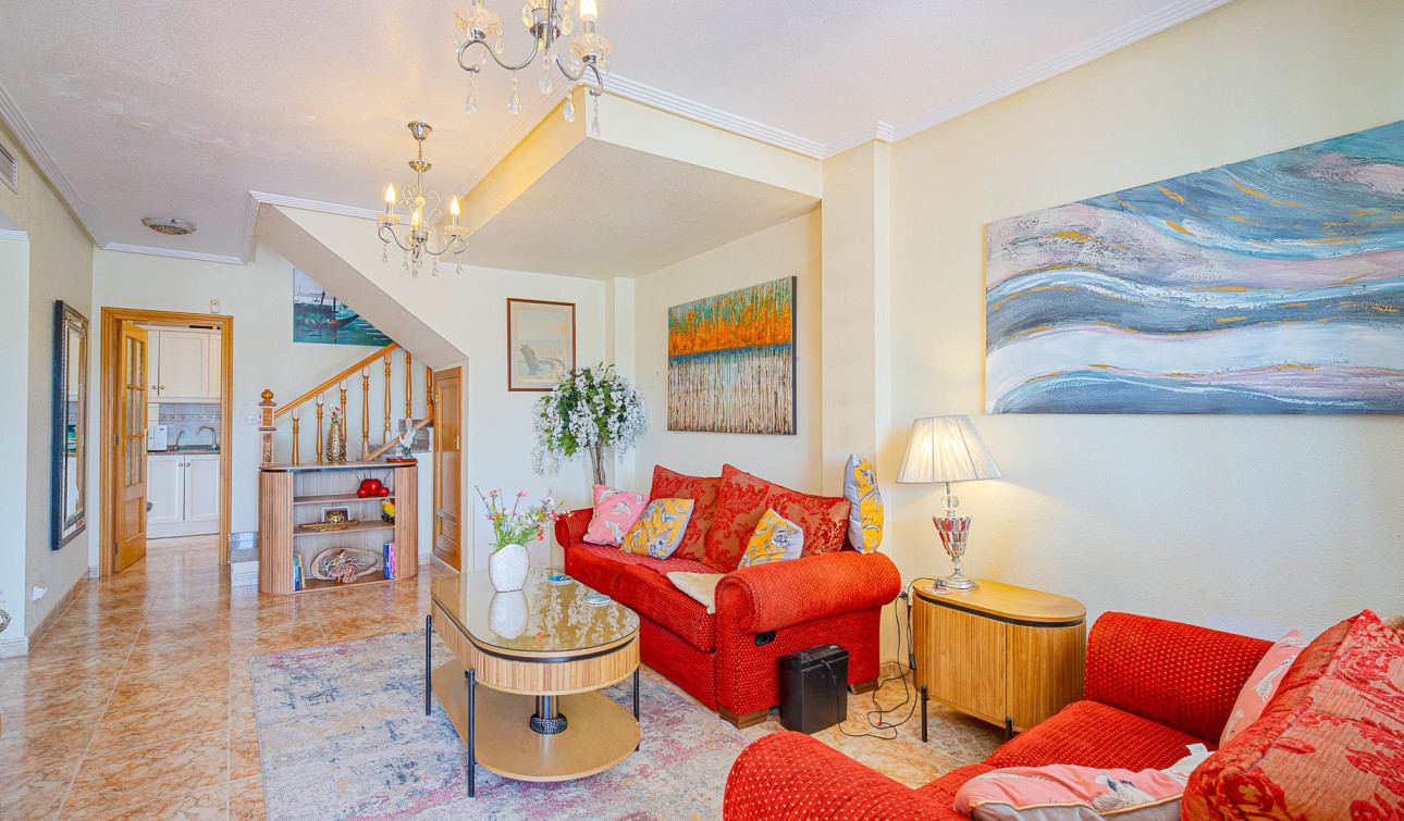 Reventa - Casa de Pueblo - Torrevieja - Punta Prima