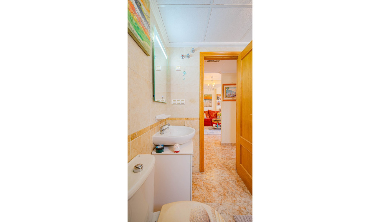 Reventa - Casa de Pueblo - Torrevieja - Punta Prima
