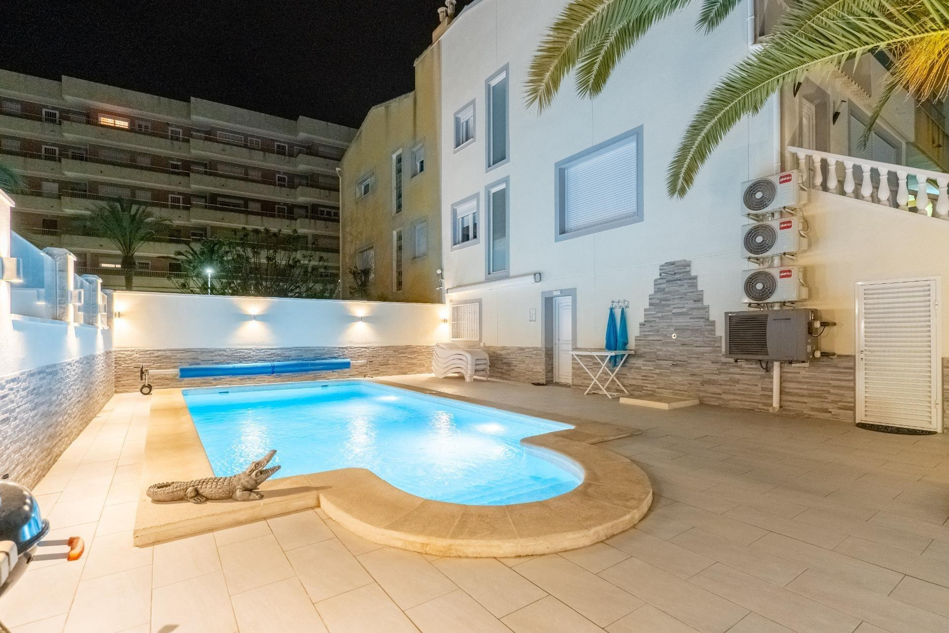 Reventa - Casa de Pueblo - Torrevieja - Punta prima