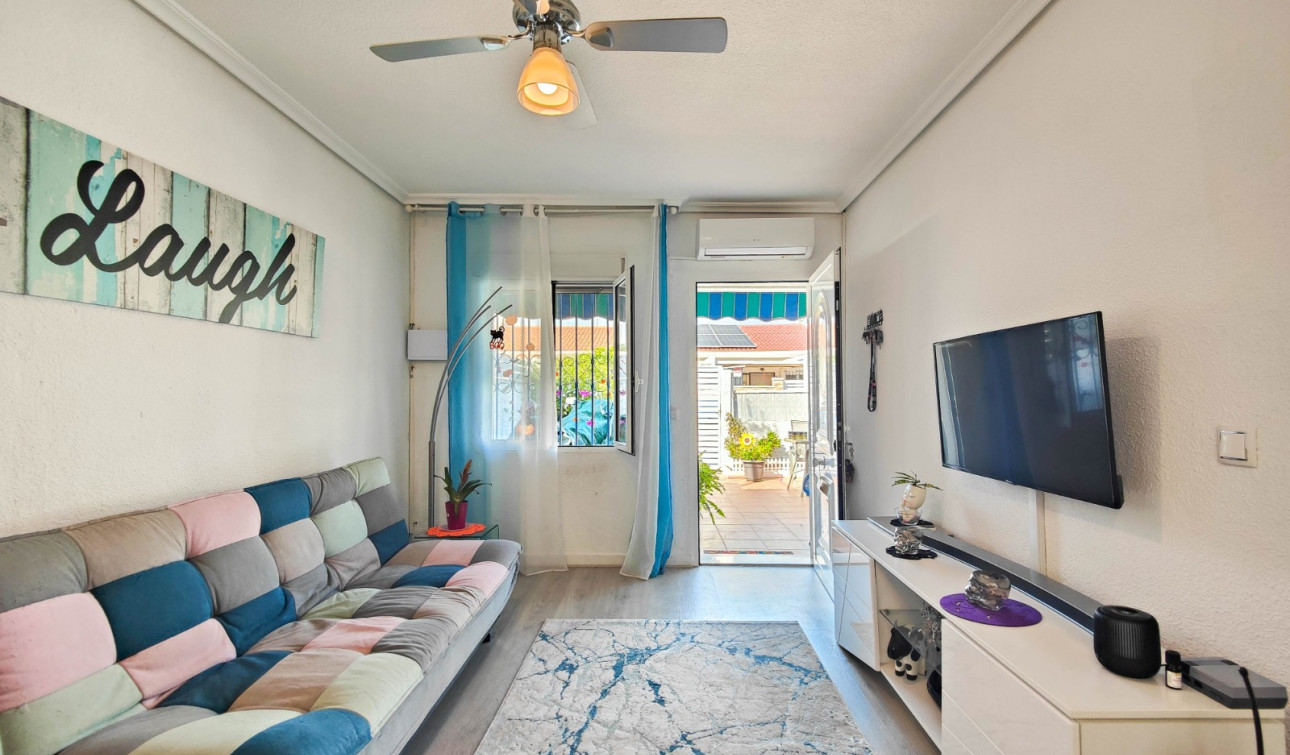 Reventa - Casa de Pueblo - Torrevieja - Torreta - Salado