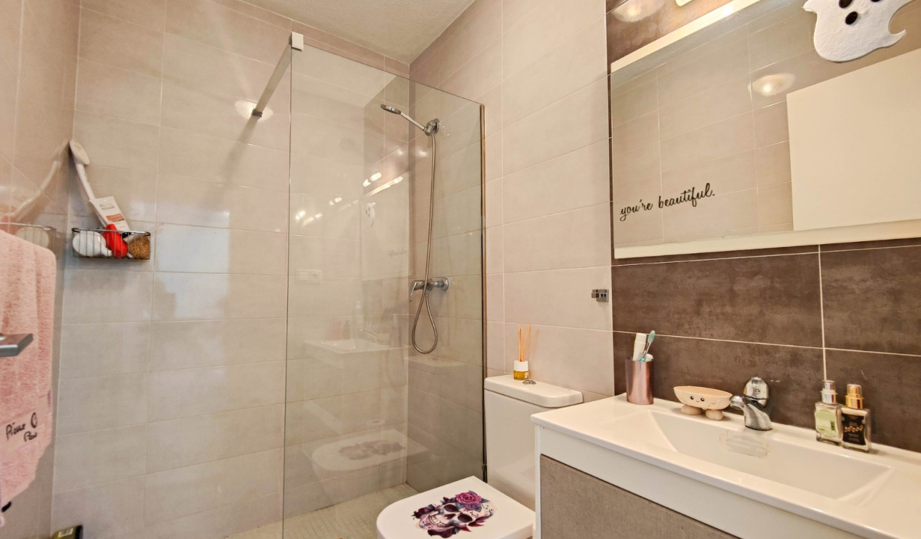 Reventa - Casa de Pueblo - Torrevieja - Torreta - Salado