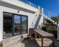 Reventa - Casa de Pueblo - Torrevieja - Urbanización San Luis