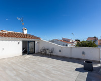Reventa - Casa de Pueblo - Torrevieja - Urbanización San Luis
