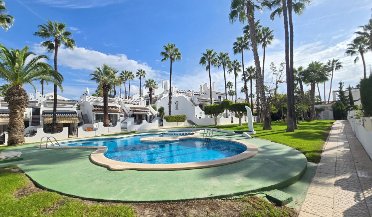 Reventa - Casa de Pueblo - Villamartín - Los Dolses *