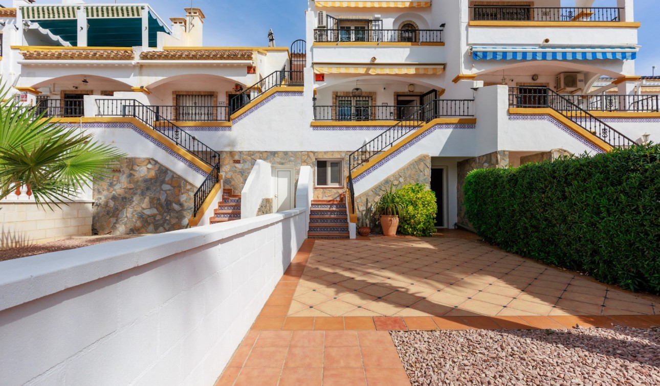 Reventa - Casa de Pueblo - Villamartín - Los Dolses
